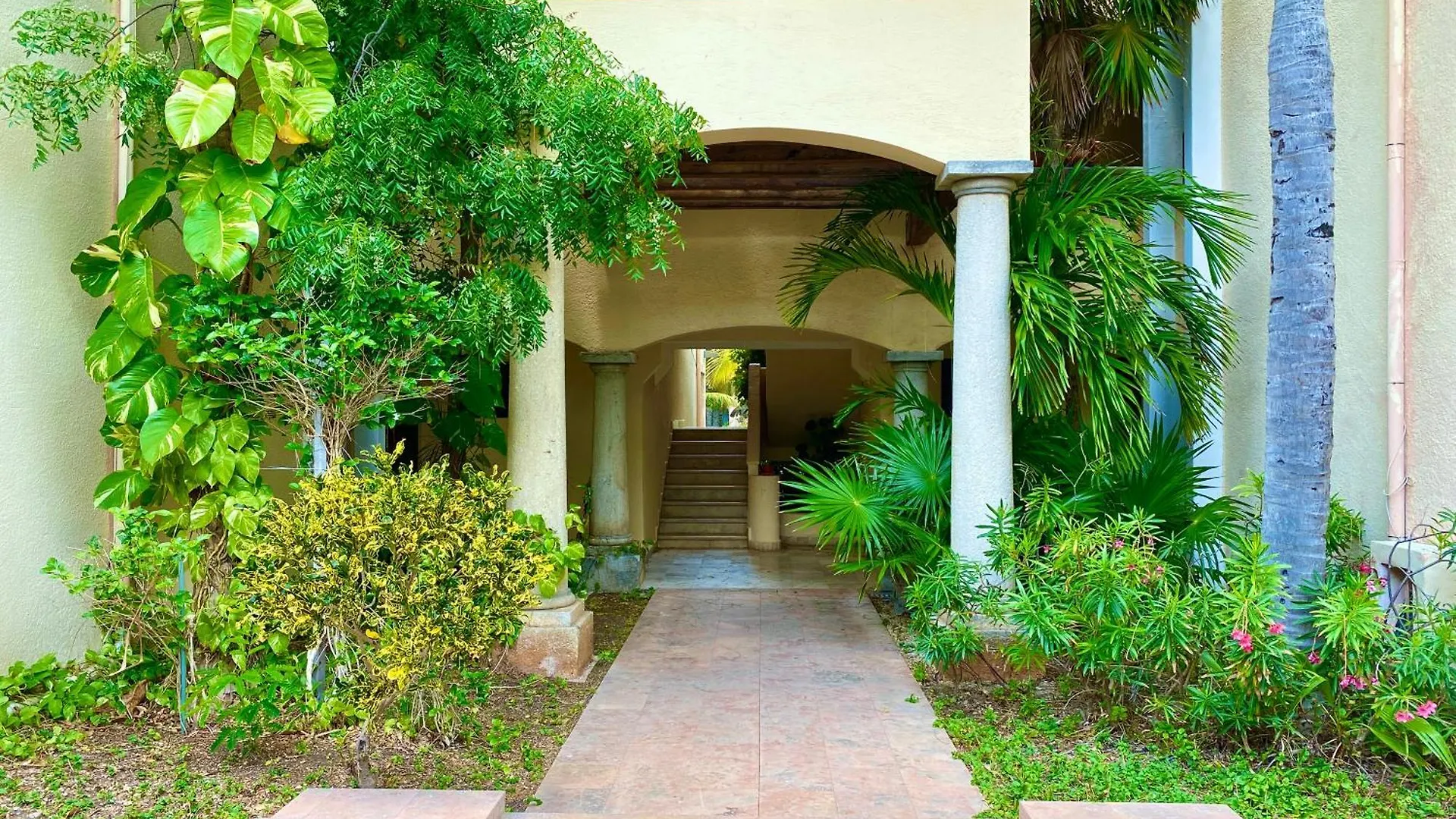 Villas Tropical By Andiani Cancun Apartment